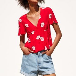 Zara Red Floral Short Sleeve Blouse in excellent condition